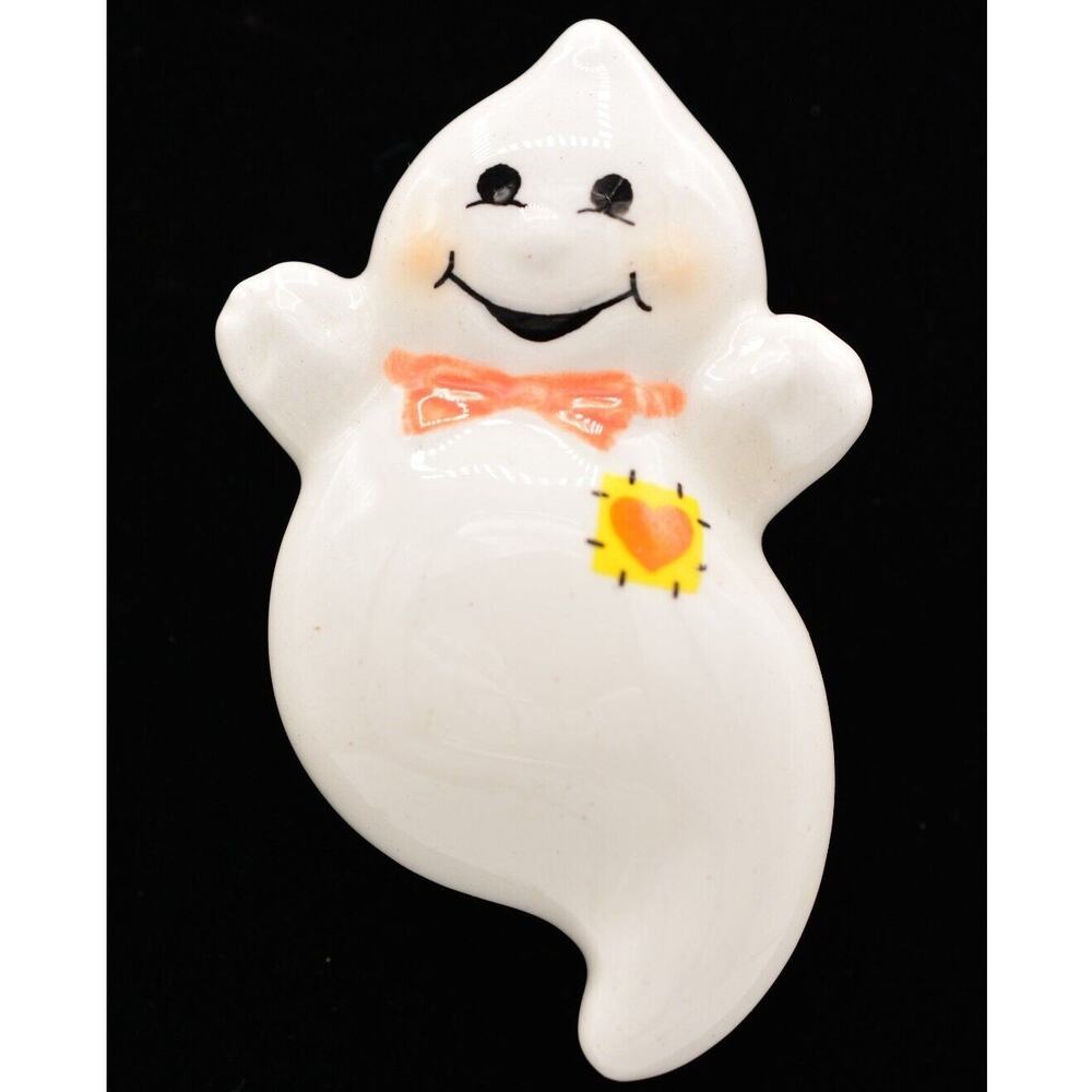 Vintage Halloween Ghost Pin Brooch Cute Happy Porcelain Painted 1980s BinAH